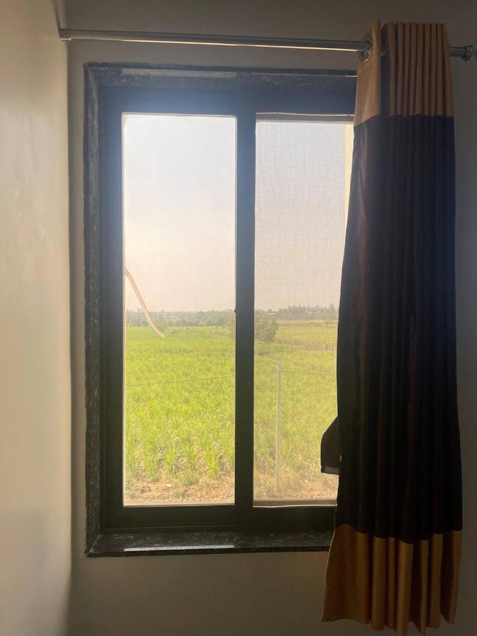 Navsari Hotel Nilkanth المظهر الخارجي الصورة